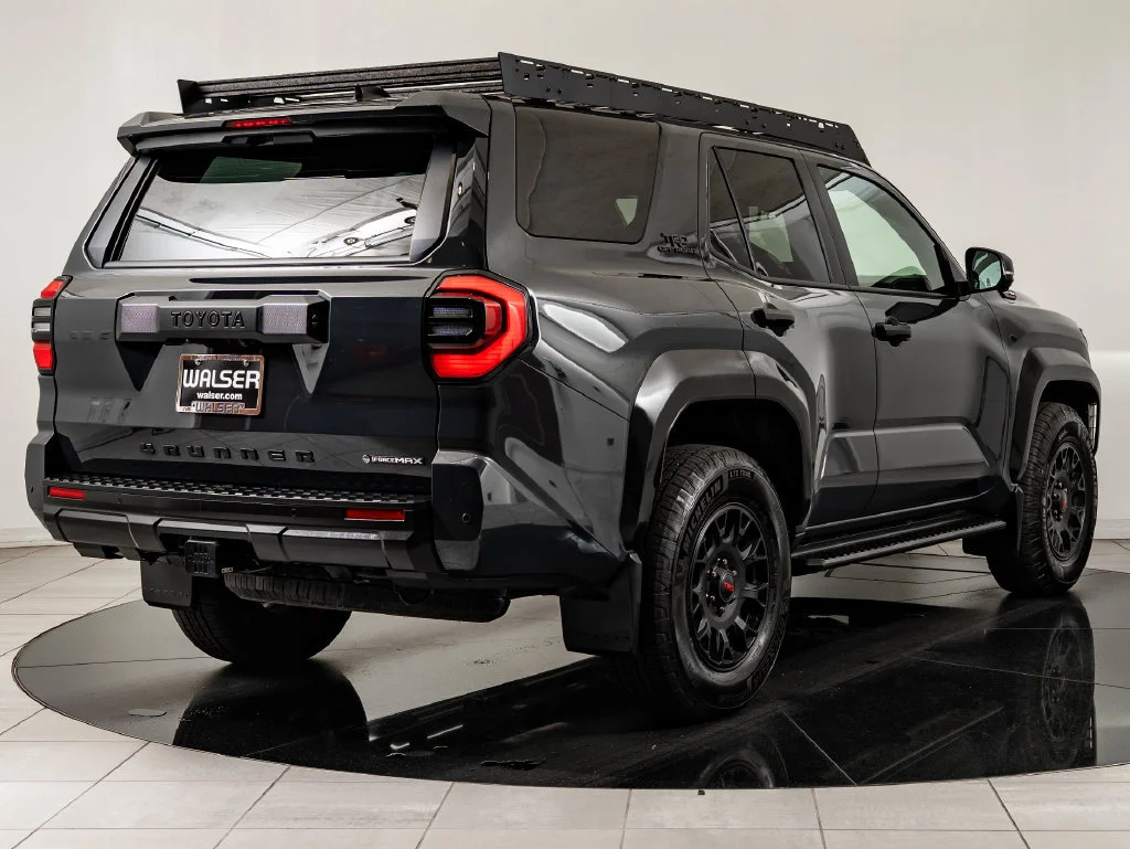 2025 Toyota 4Runner TRD Off-Road Premium - Photo 9