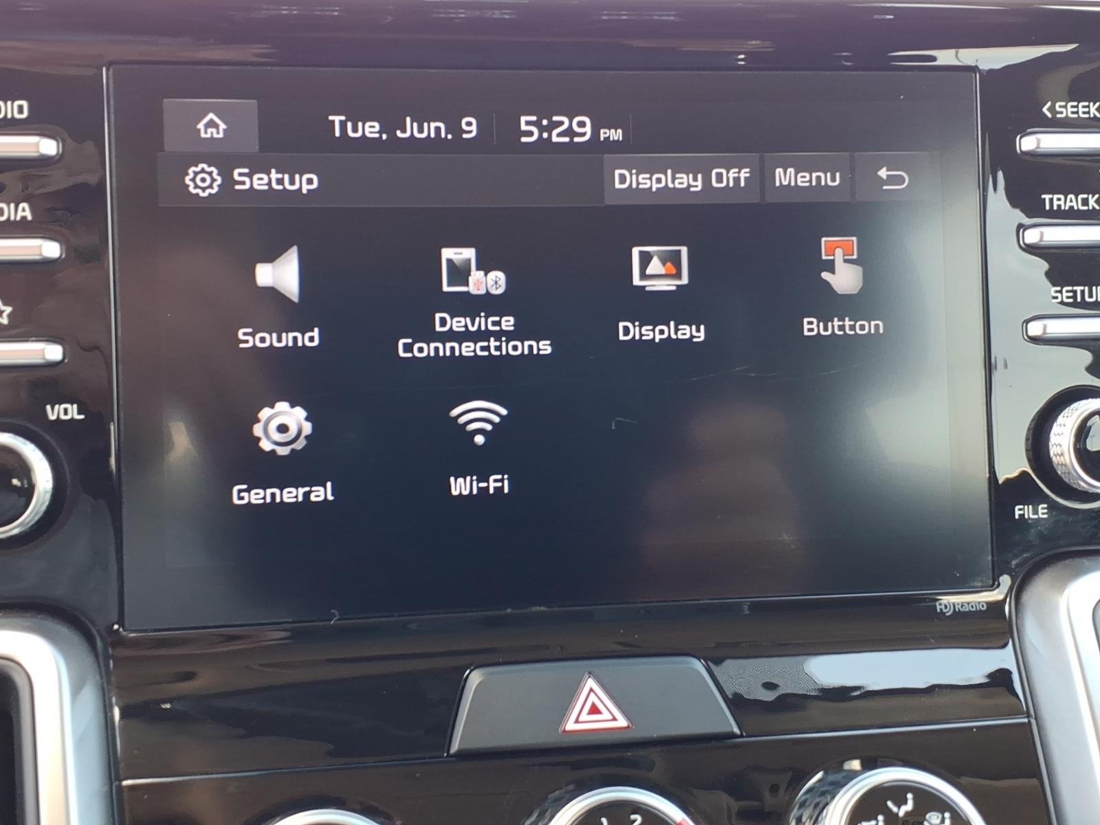 Used 2022 SILVER Kia LX image 28