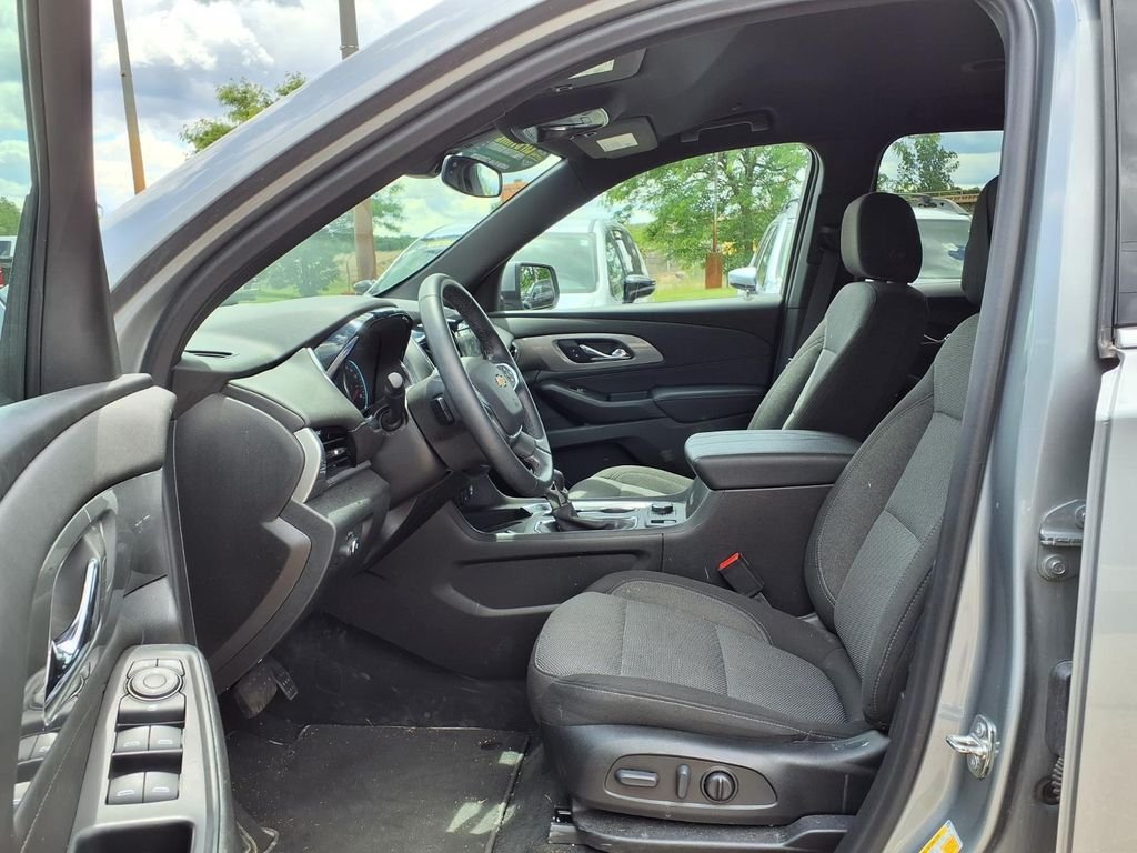 Used 2023 Gray Chevrolet LT image 20