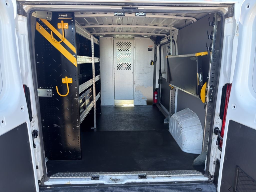 Used 2023 White Ram Base image 18