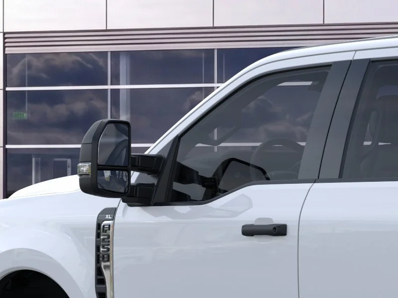 New 2026 Oxford White Ford XL image 29