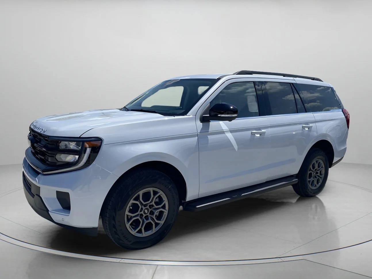 2026 Ford Expedition Active's photo