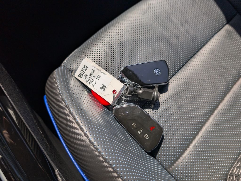2024 Volkswagen Golf R R - Photo 39