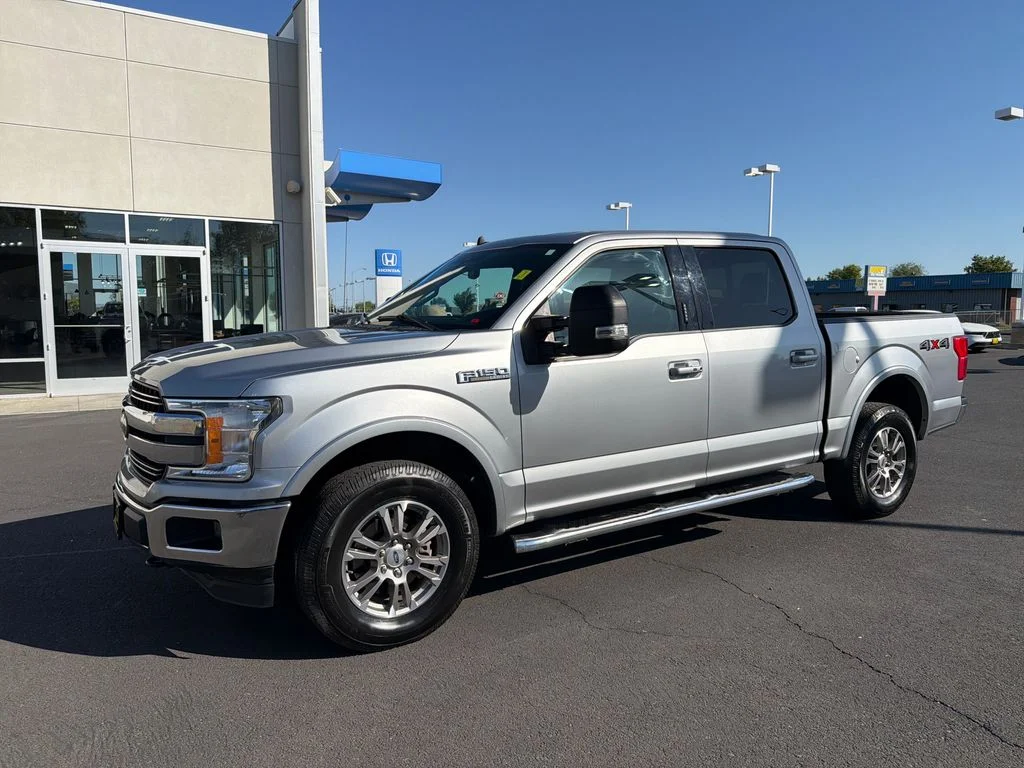 Used 2020 Silver Ford Lariat image 12