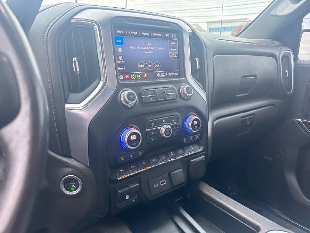 Used 2021 Red GMC SLT image 18