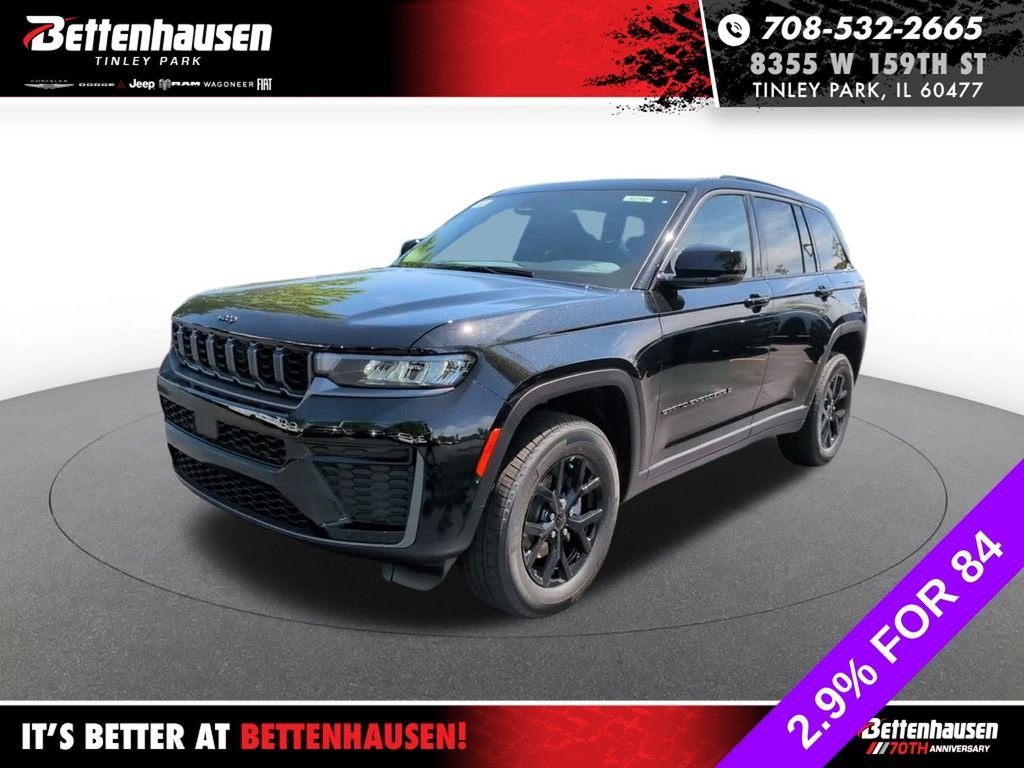 New 2026 Diamond Black Crystal Pearl-Coat Exterior Paint Jeep Altitude image 15