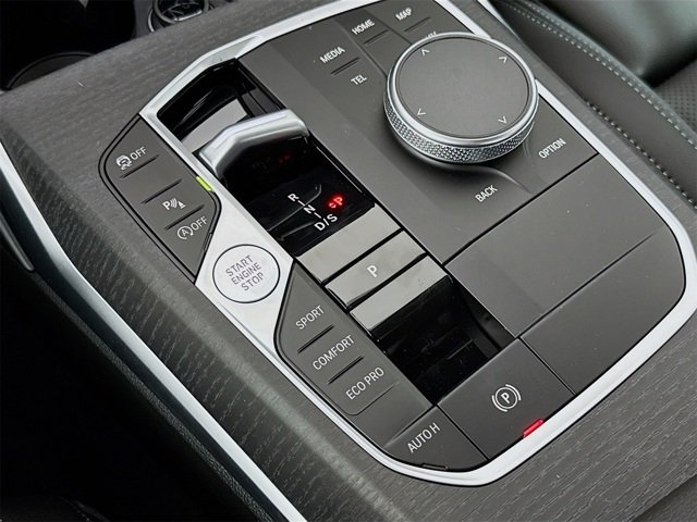 Used 2026 Alpine White BMW 330i image 17