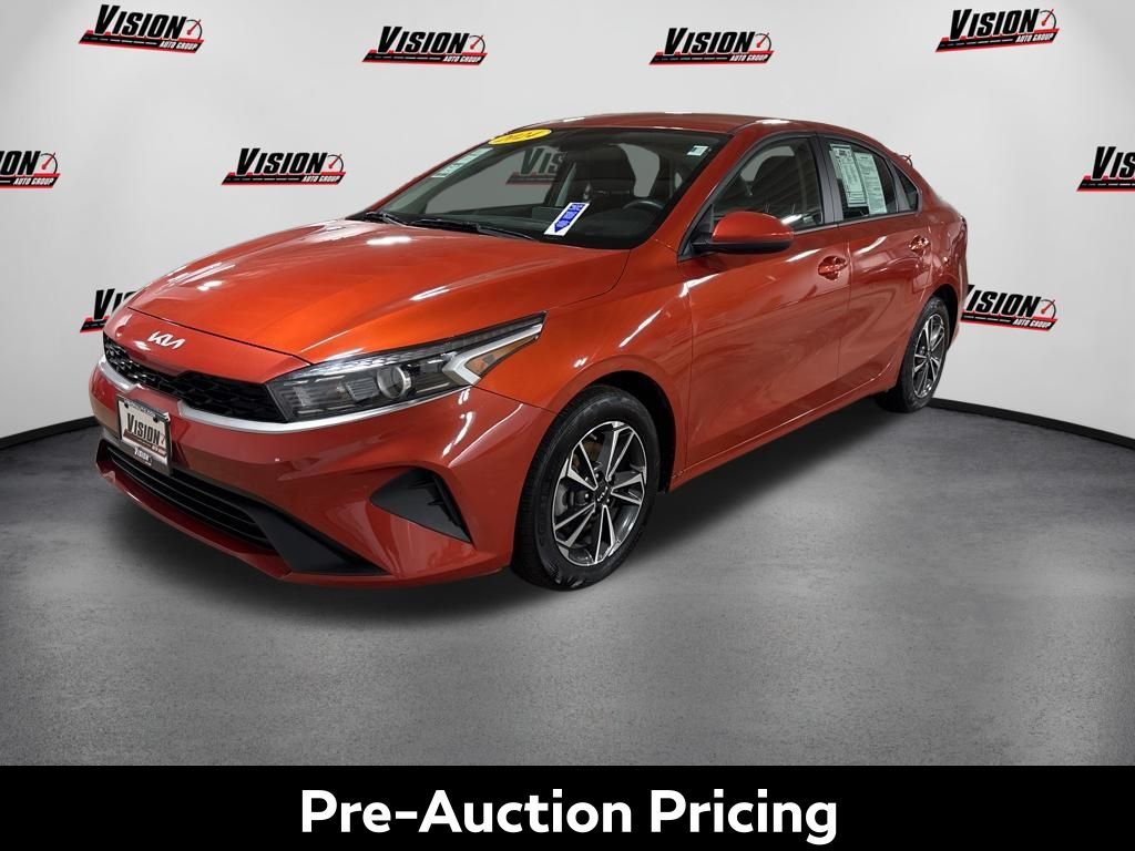 Used 2024 Red Kia LXS image 1