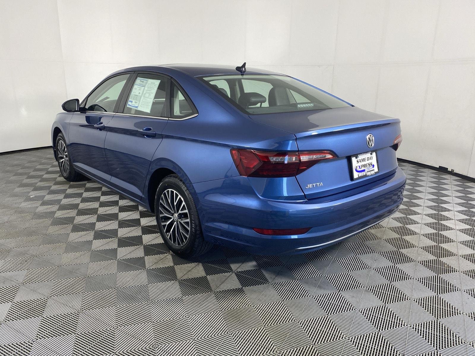 Used 2020 Blue Silk Metallic Volkswagen S image 5