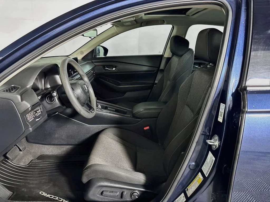 Used 2024 Canyon River Blue Metallic Honda EX image 11