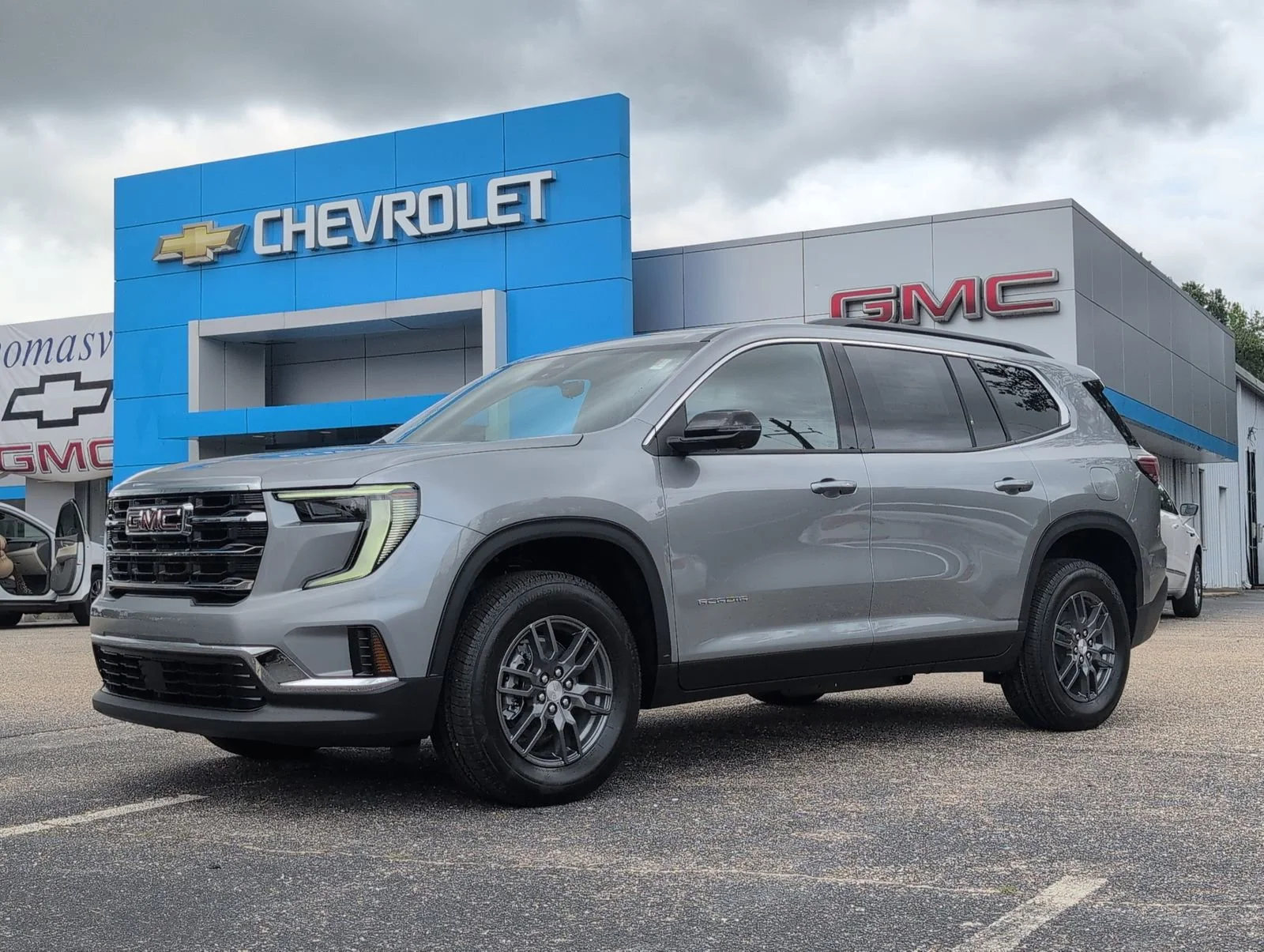2026 GMC Acadia Elevation FWD's photo