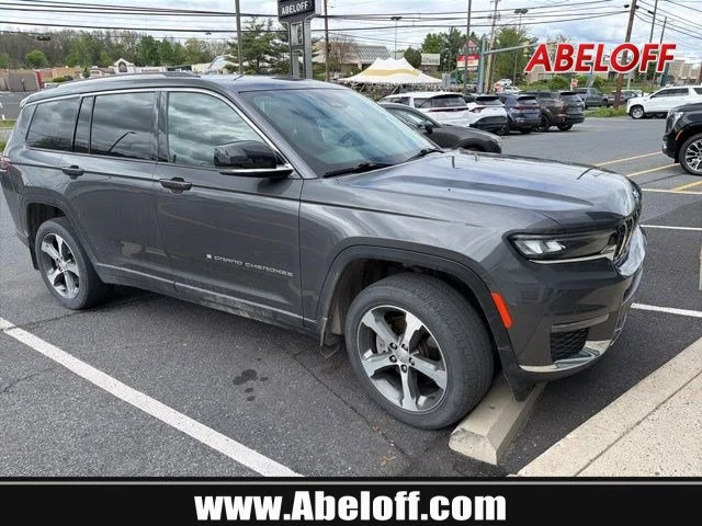 2023 Jeep Grand Cherokee L Limited 4x4's photo