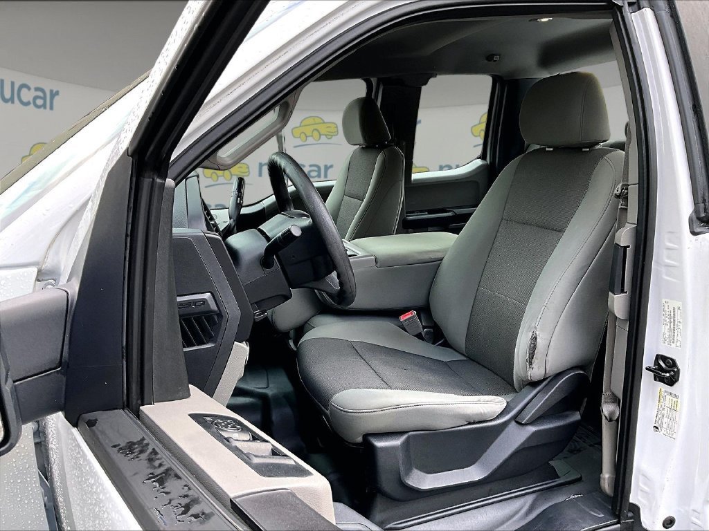 Used 2018 Oxford White Ford XL image 10