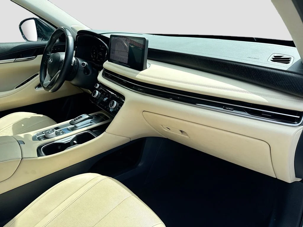 Certified Used 2023 White INFINITI Sensory image 33
