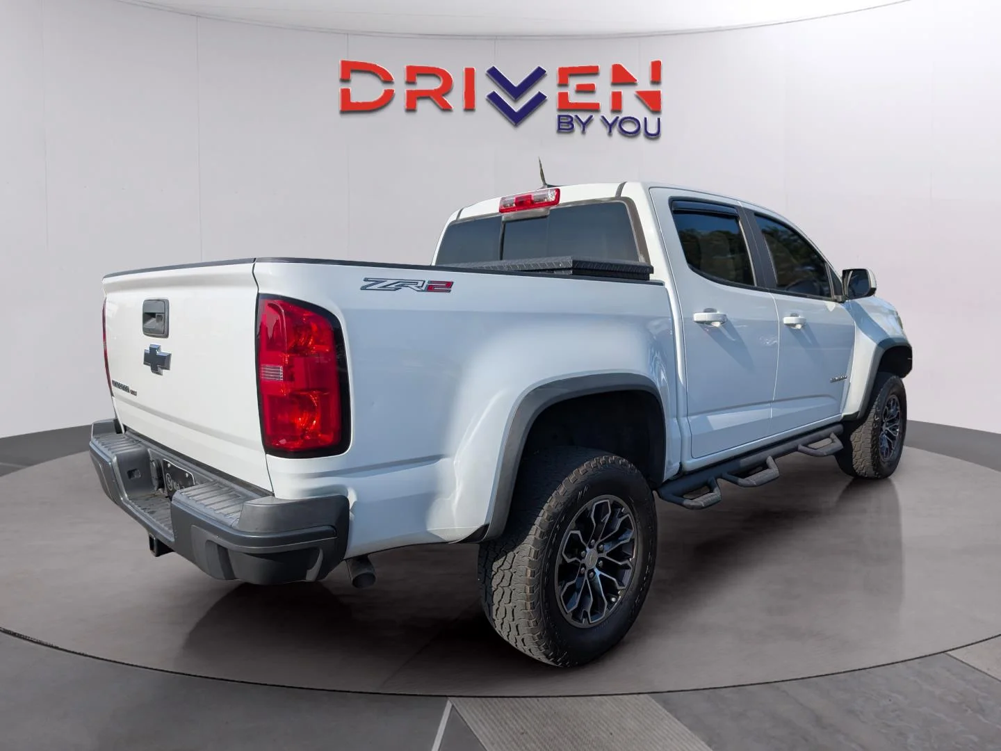 Used 2018 SUMMIT WHITE Chevrolet 4WD ZR2 image 5