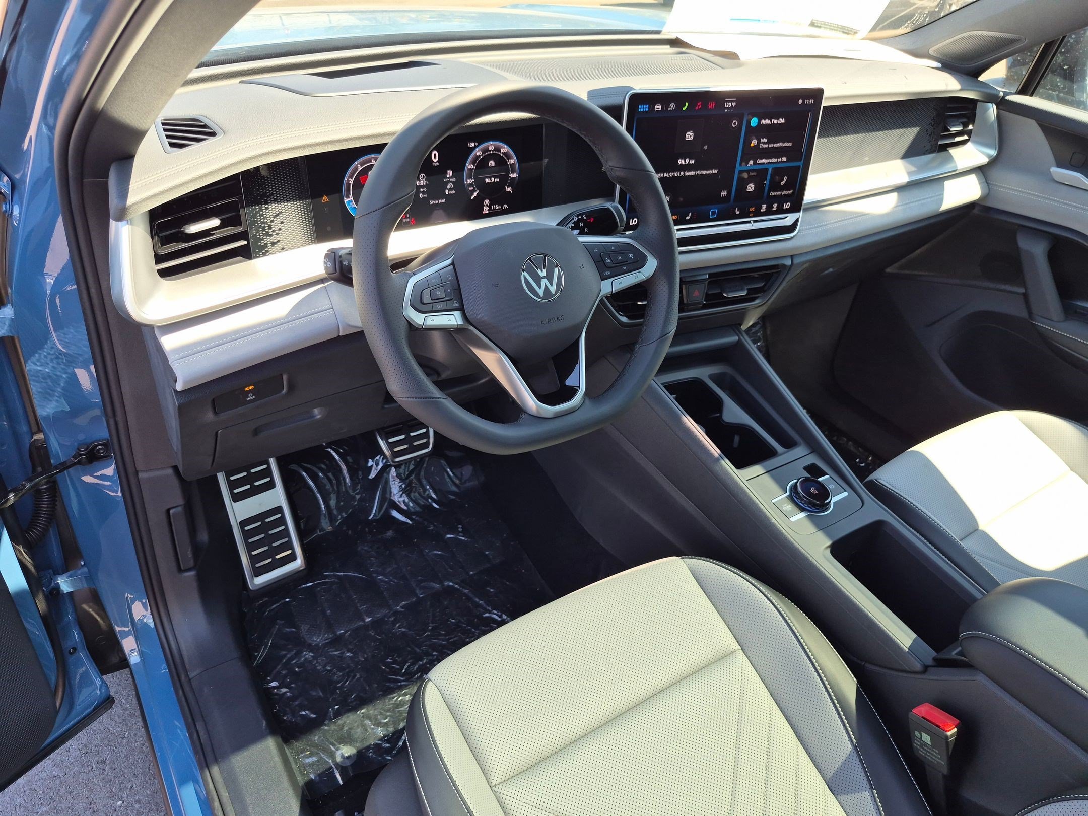 New 2026 Monterey Blue w/Deep Black Roof Volkswagen SE R-Line Black image 10