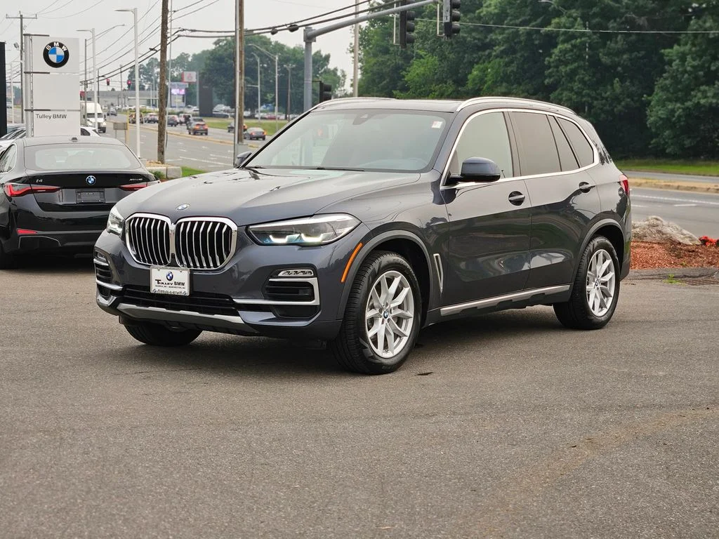 Used 2020 Arctic Grey Metallic BMW xDrive40i image 3