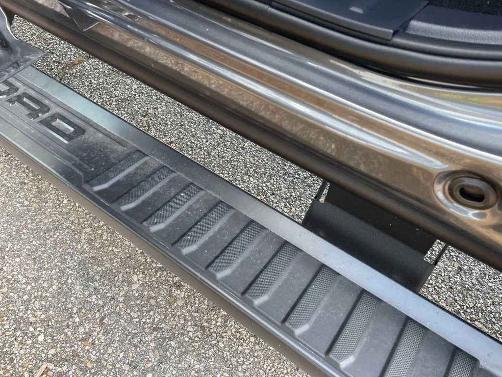 New 2026 CARBONIZED GRAY Ford Lariat image 35