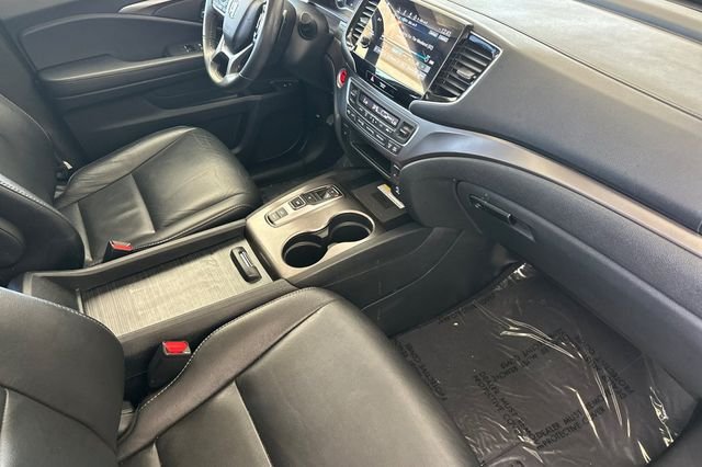 Used 2022 Platinum White Pearl Honda Special Edition image 17