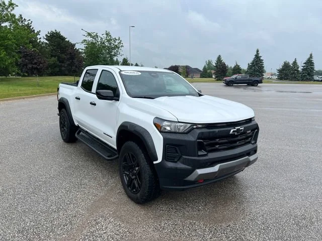 Used 2024 Summit White Chevrolet Trail Boss image 3
