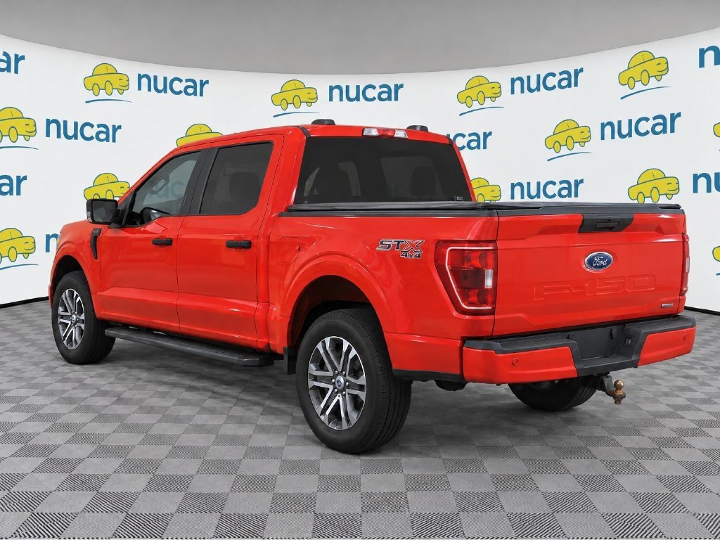 Used 2021 Red Ford XL image 3