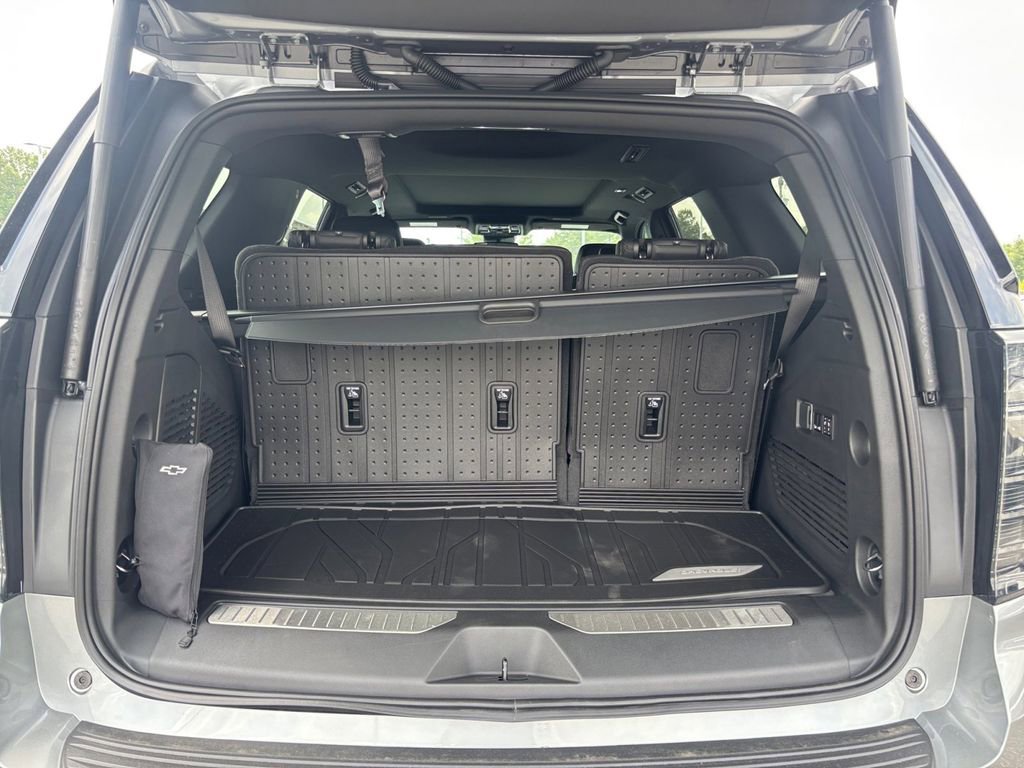 New 2026 Sterling Gray Metallic Chevrolet Z71 image 29