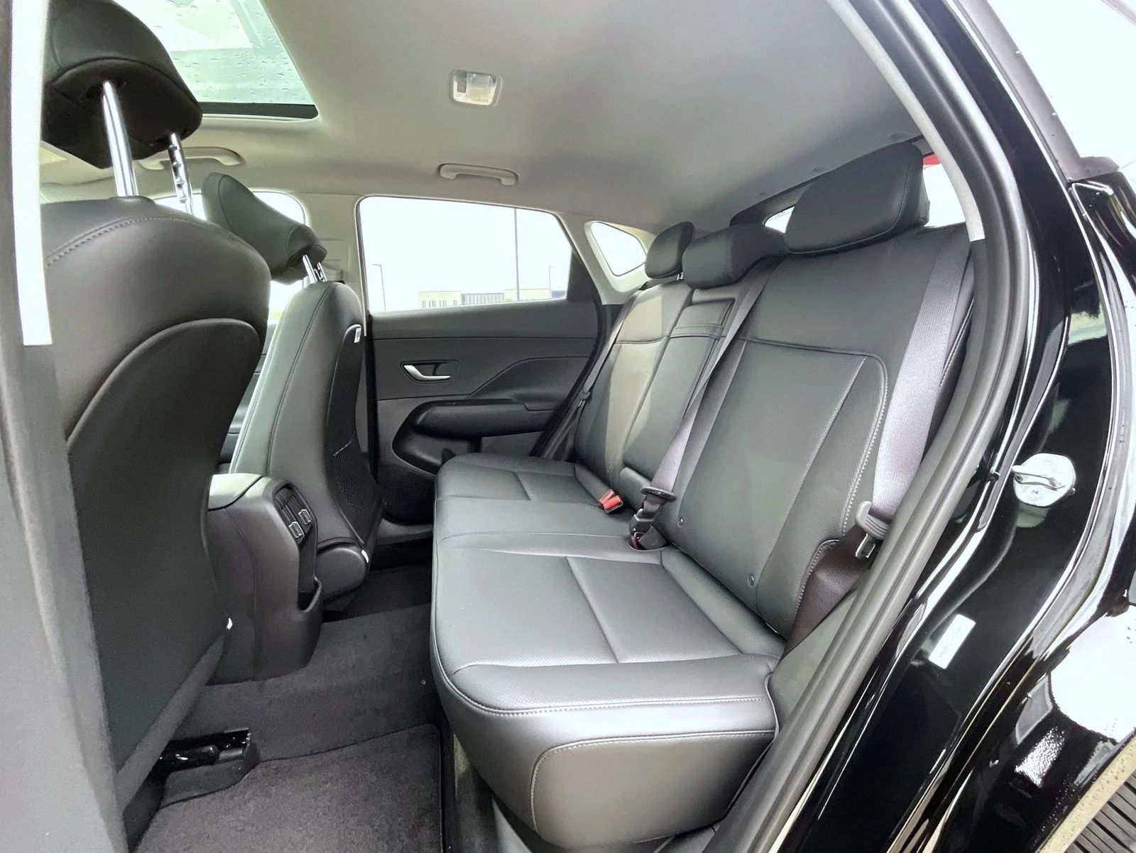 New 2026 Black Hyundai Limited image 19