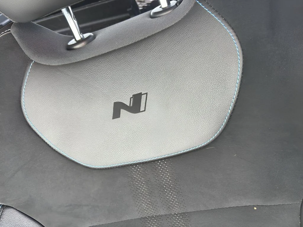 Used 2022 Ultra Black Hyundai Base image 10