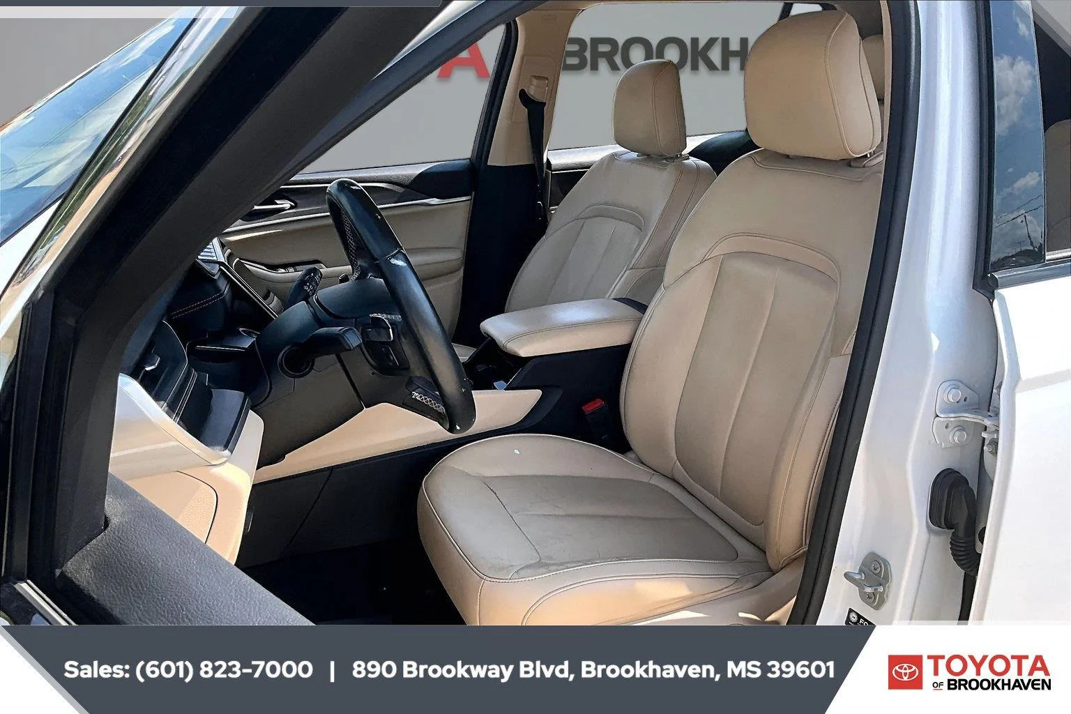 Used 2021 Bright White Clearcoat Jeep Limited image 18