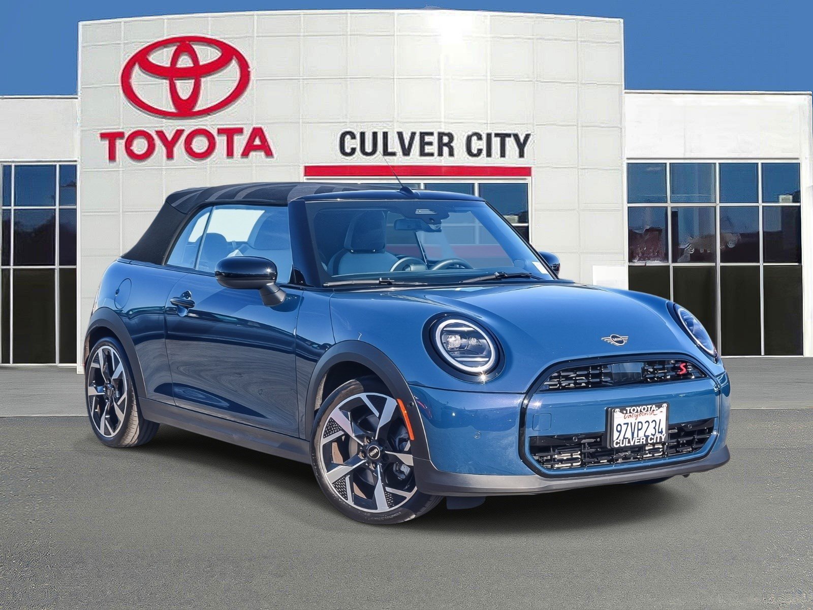 2025 MINI Convertible