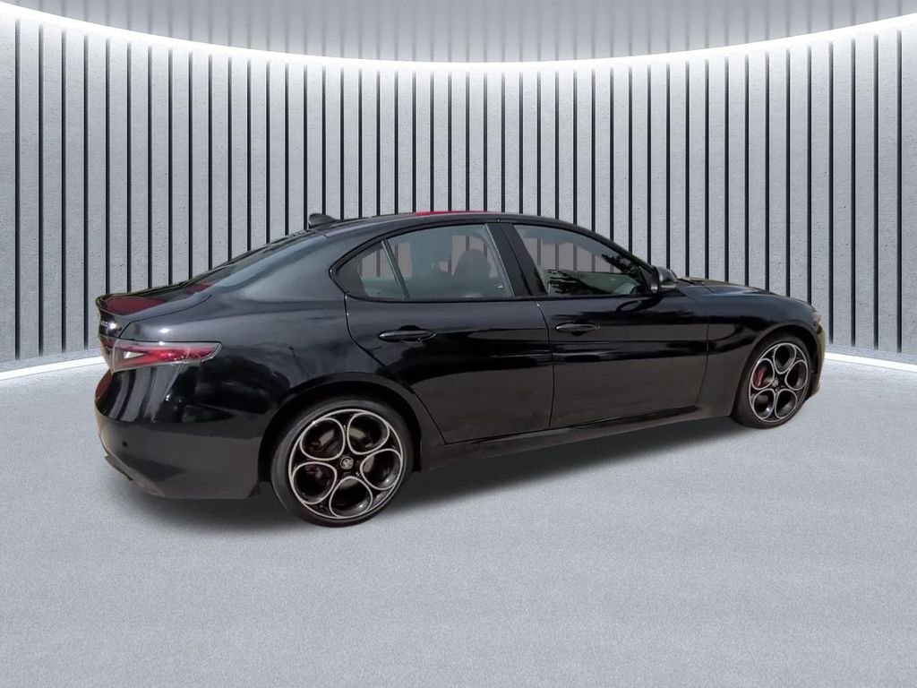 Used 2024 Black Alfa Romeo Veloce image 19