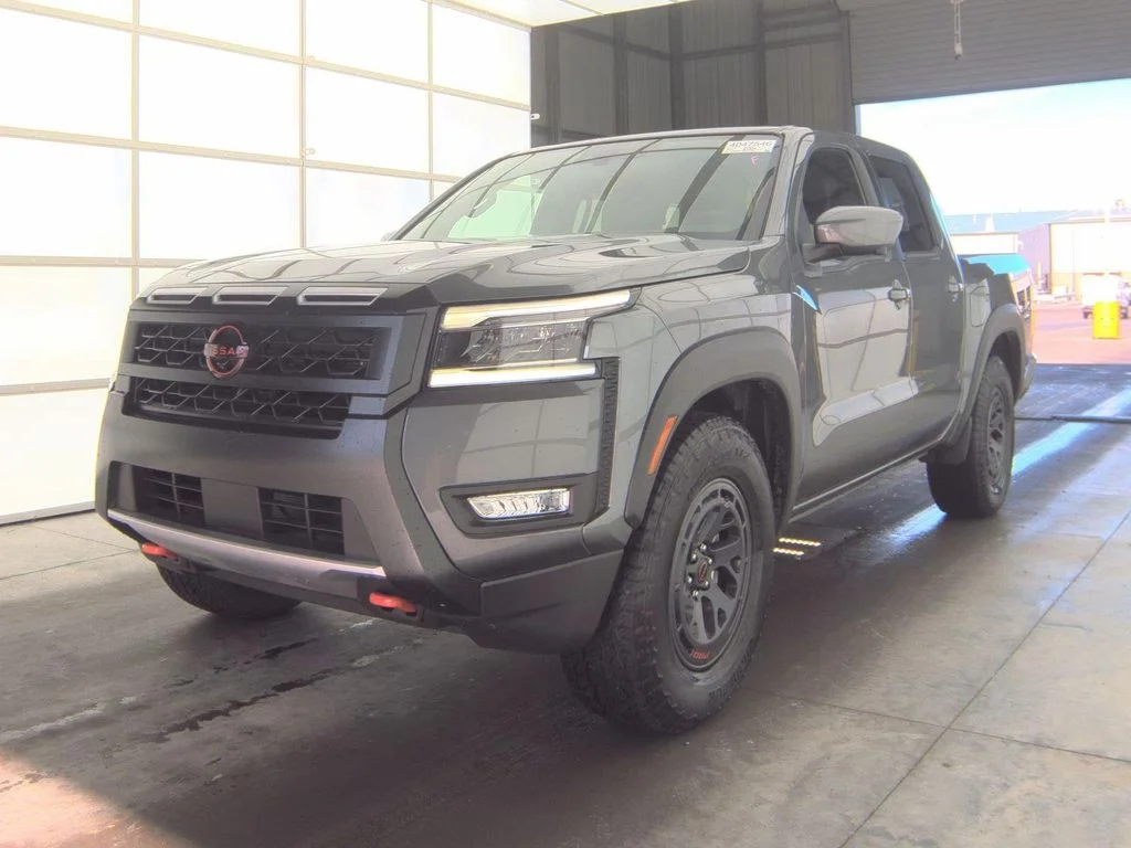 2025 Nissan Frontier PRO-X Crew Cab 4X2's photo