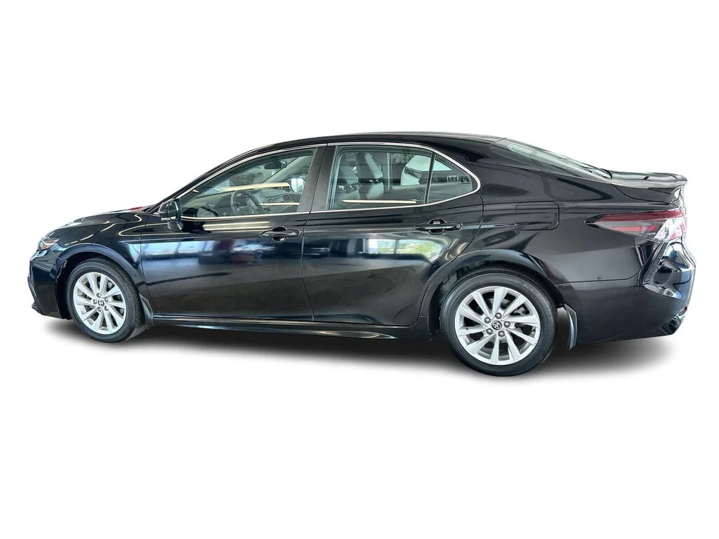 Used 2024 Midnight Black Metallic Toyota SE Dilawri Certified   Local BC   Well Maintained image 10