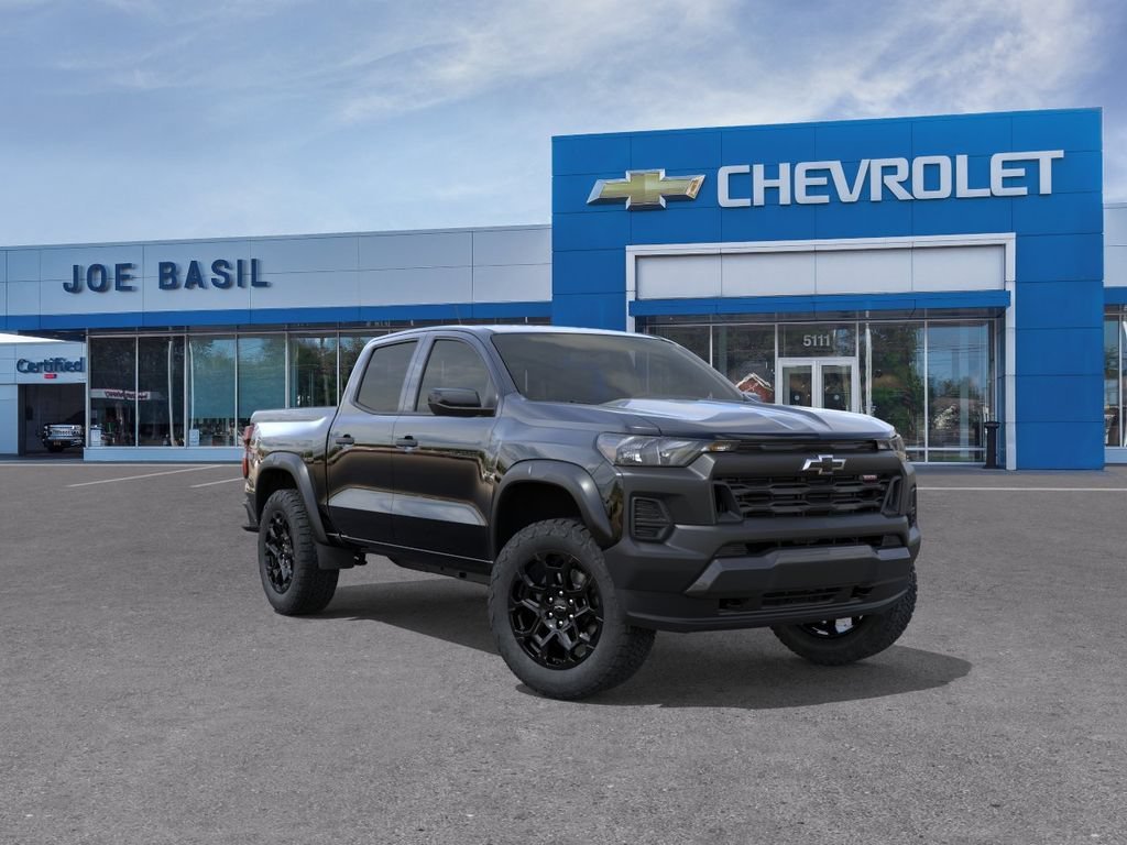 2026 Chevrolet Colorado Trail Boss - Photo 1
