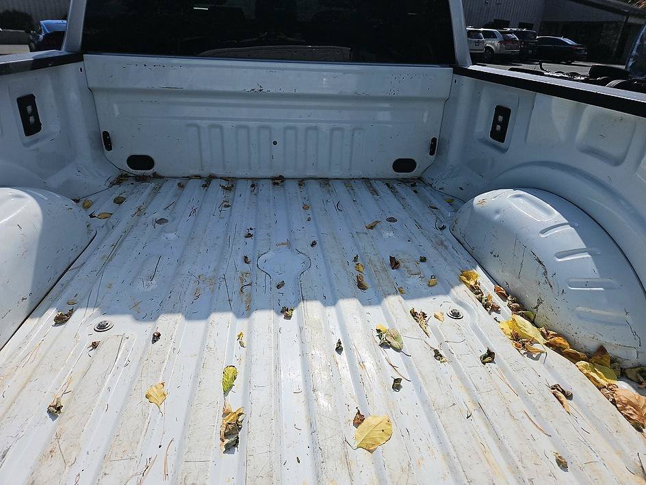 Used 2026 Oxford White Ford LARIAT image 22