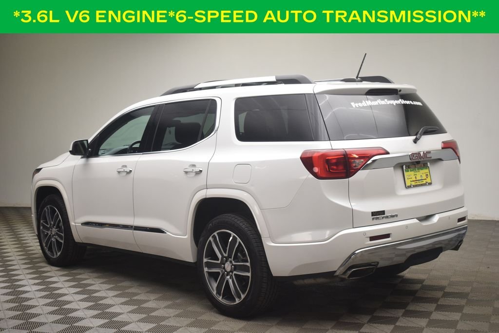 Used 2019 White Frost Tricoat GMC Denali image 6