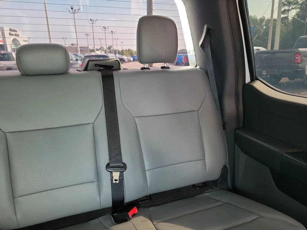 Used 2022 White Ford XL image 15