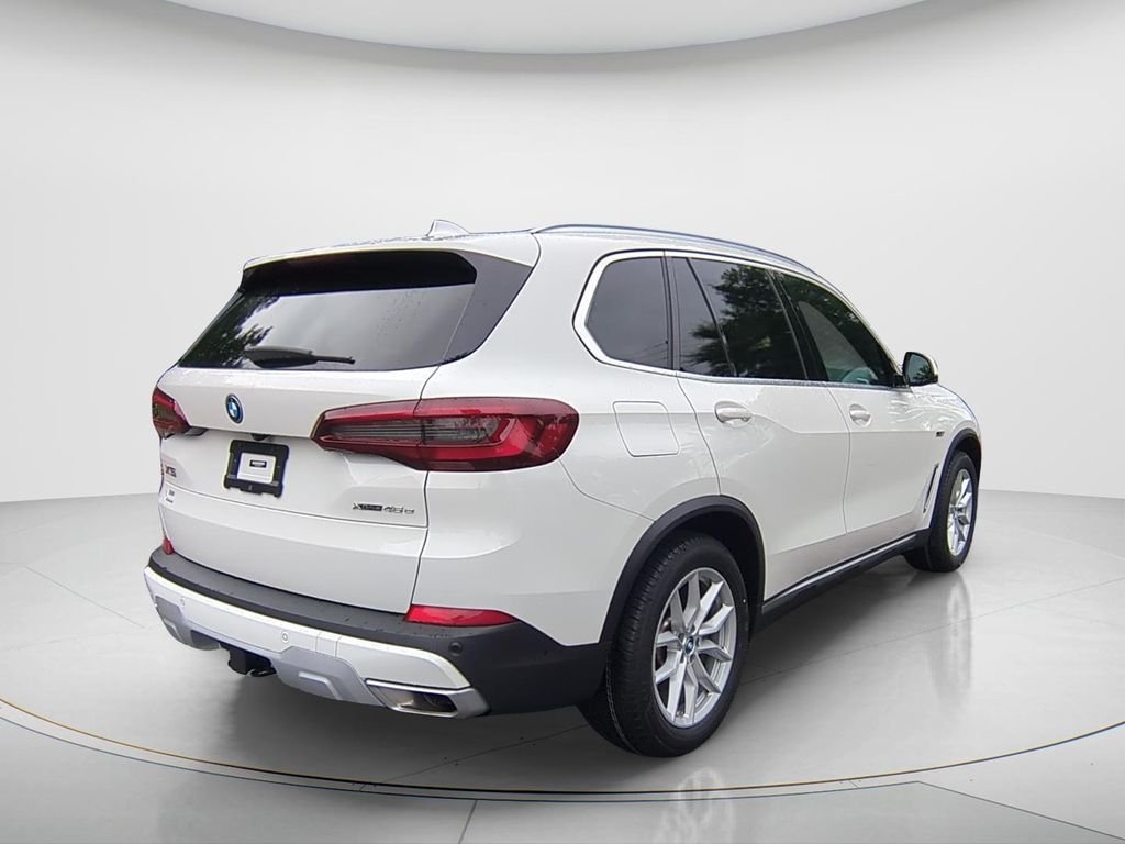Used 2023 White BMW xDrive45e image 5