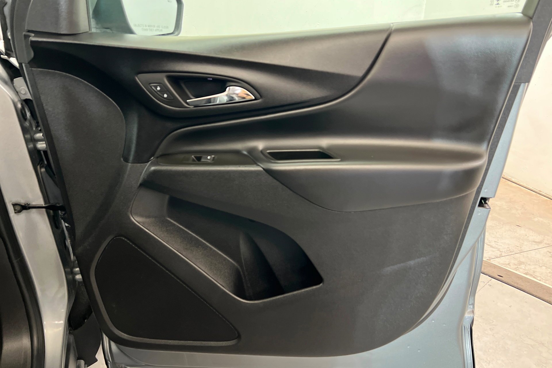 Used 2024 Sterling Gray Metallic Chevrolet LT image 24
