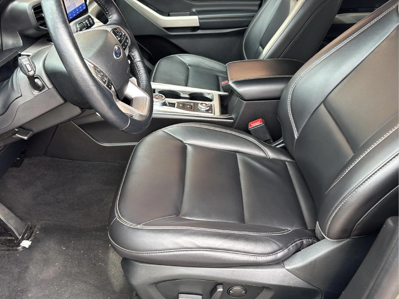 Used 2022 Carbonized Gray Metallic Ford XLT image 19