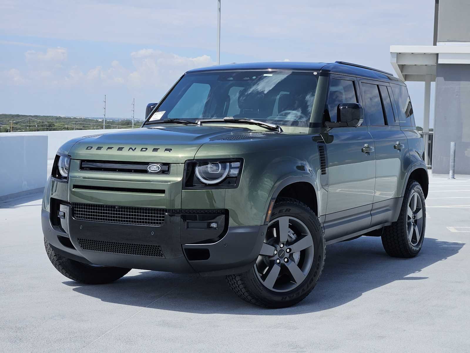 2026 LAND ROVER Defender 110 S