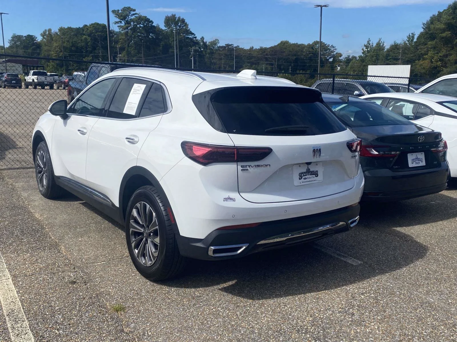 Used 2024 White Buick Preferred image 4