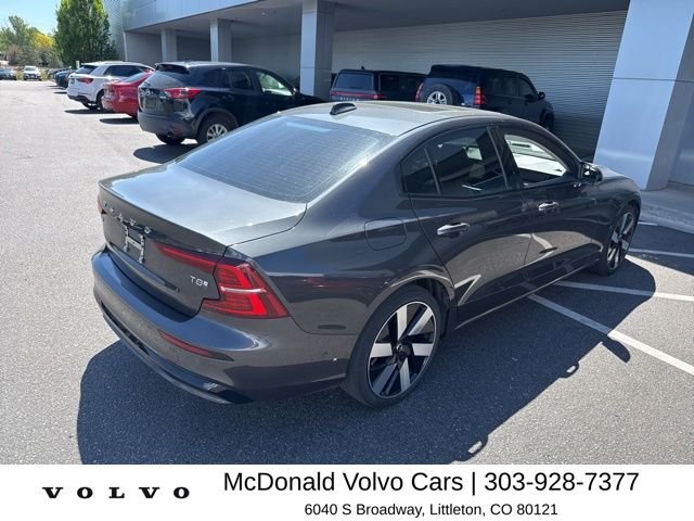 Used 2025 Gray Volvo T8 Plus image 3