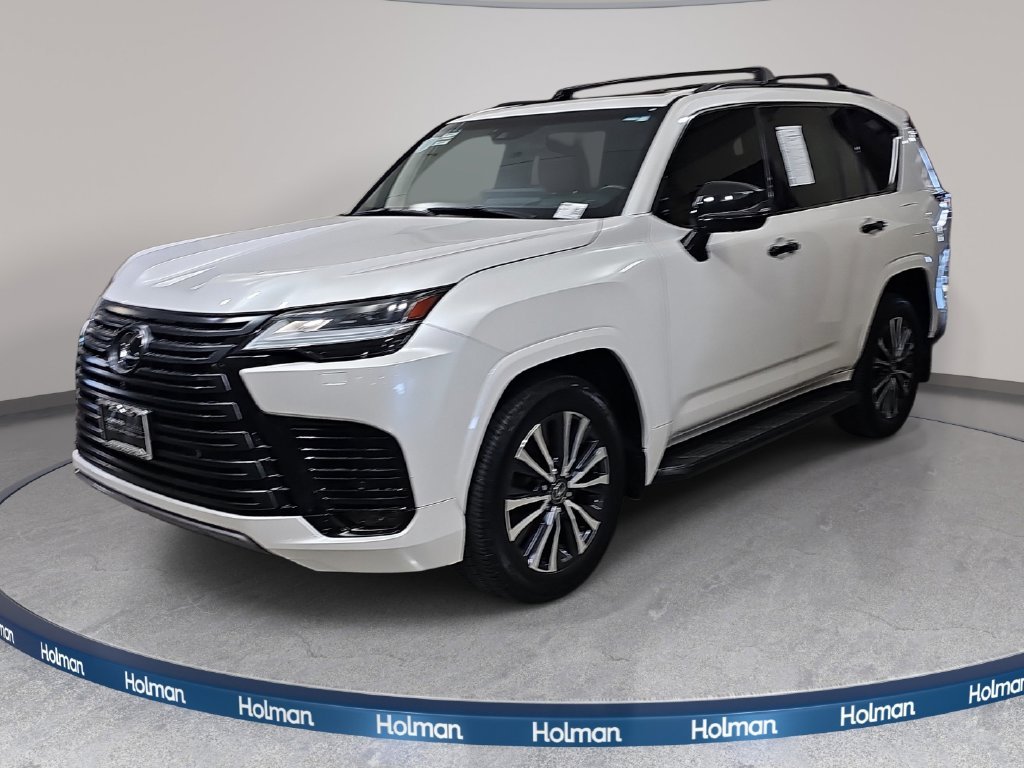 Used 2022 White Lexus 600 Premium image 1