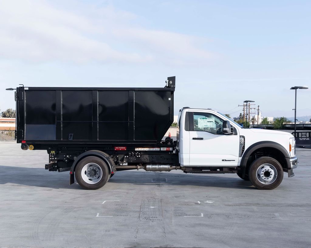 2025 Ford F-550 Super Duty Chassis Cab XL - Photo 8