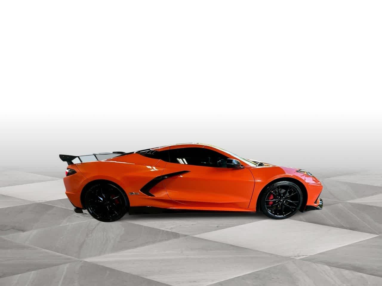 Used 2025 Sebring Orange Tintcoat Chevrolet 2LT image 9