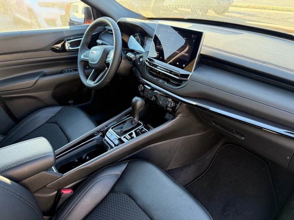 New 2026 Orange Jeep Latitude image 3