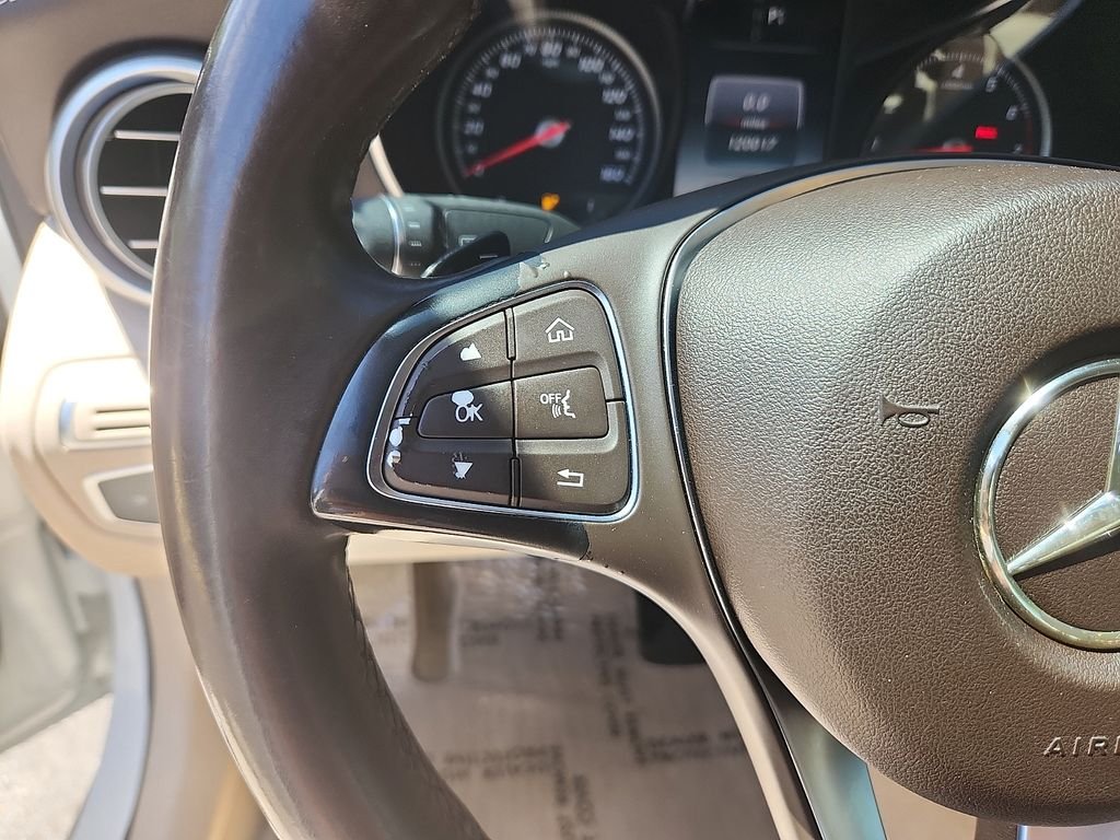 Used 2016 Polar White Mercedes-Benz C 300 image 21