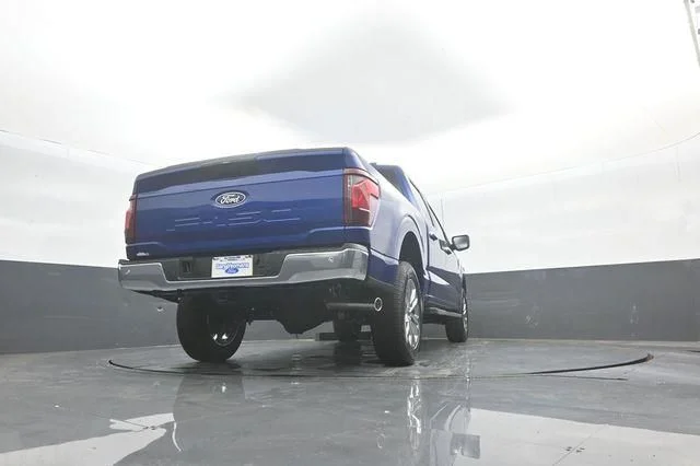 New 2026 Blue Ford XLT image 39