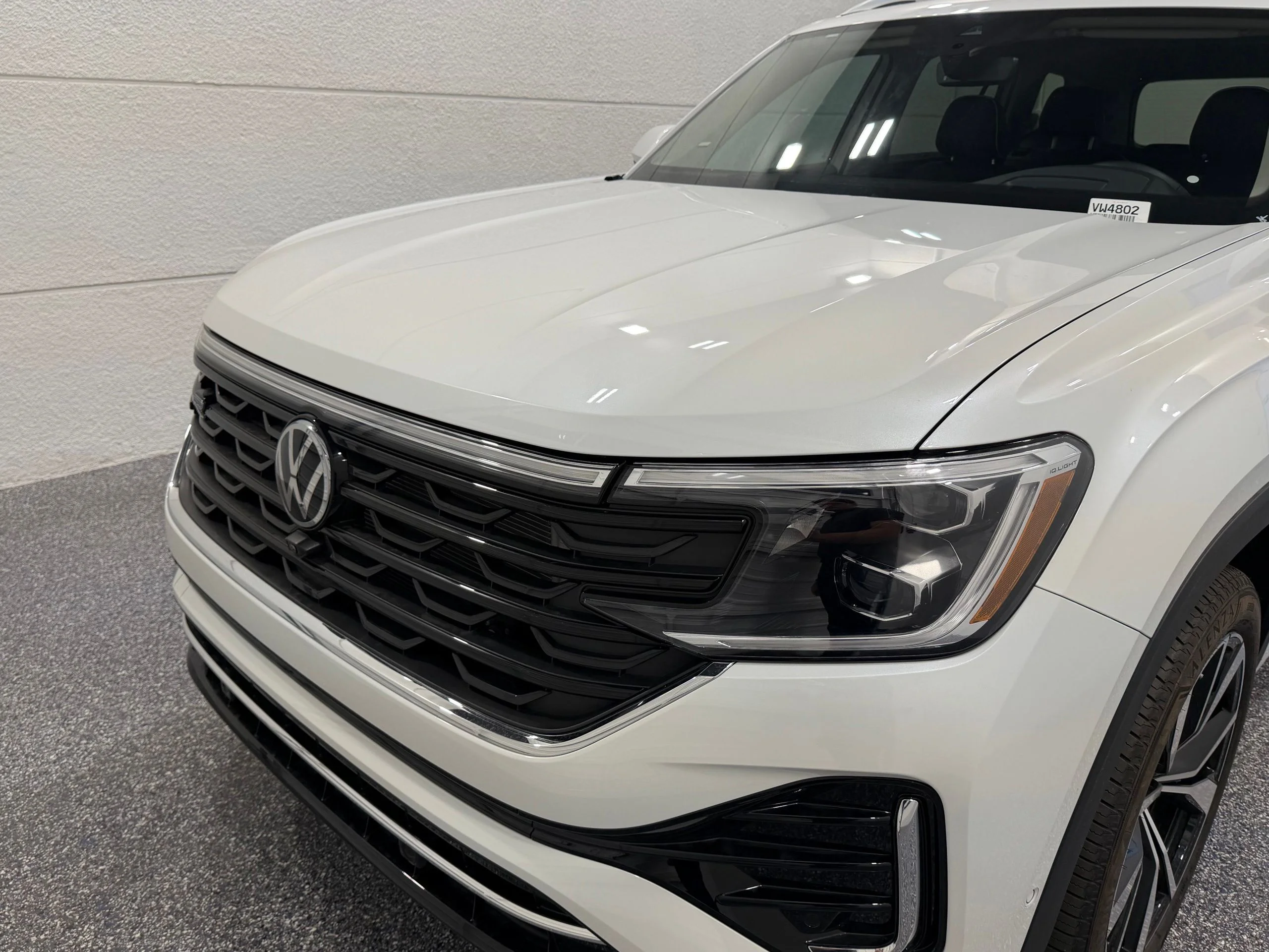 2025 Volkswagen Atlas SEL Premium R-Line - Photo 15